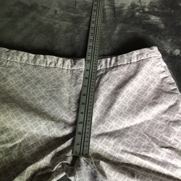 Womens size 14 Mario Serrani Italy Comfort Stretch Shorts With Tummy Control - Picture 4 of 8